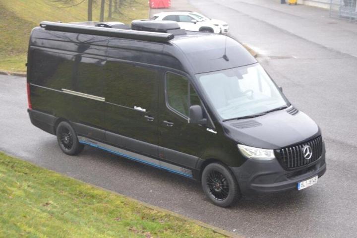 Vůz s VIN W1V9076351P224397