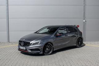 Mercedes-Benz Třídy A Mercedes-Benz A 45 AMG hatchback