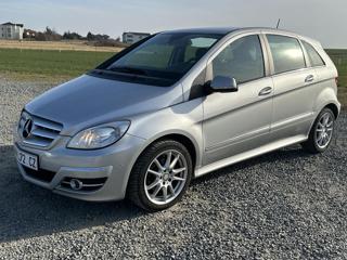 Mercedes-Benz Třídy B B180 cdi AUTOMAT výhřev hatchback