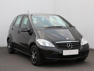 Mercedes-Benz Třídy A 1.6i hatchback