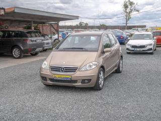 Mercedes-Benz Třídy A 170i – VÝHŘEV SEDADEL hatchback