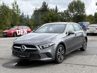 Mercedes-Benz Třídy A 1,3 250e Full Led,Navi,Výhřev hatchback