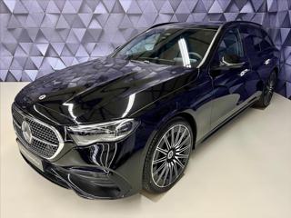 Mercedes-Benz Třídy E 220d 4MATIC AMG, BURMESTER, PANORAMA, TAŽNÉ, 360 kombi