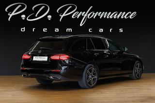 Mercedes-Benz Třídy E E 300 de T 4Matic AMG Line kombi - Foto 9