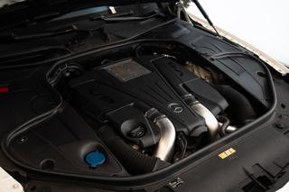 Mercedes-Benz Třídy S 500 Coupé 4MATIC kupé - Foto 23