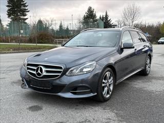 Mercedes-Benz Třídy E 2,2 200CDi 100kW,Led,Navi,Výhř kombi