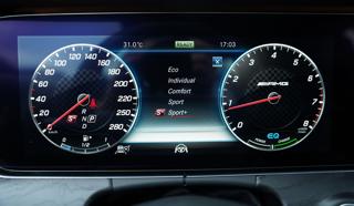 Mercedes-Benz Třídy E E 53 AMG 4Matic+/440PS kabriolet - Foto 37