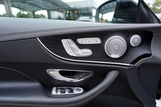Mercedes-Benz Třídy E E 53 AMG 4Matic+/440PS kabriolet - Foto 22