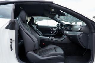 Mercedes-Benz Třídy E E 53 AMG 4Matic+/440PS kabriolet - Foto 31