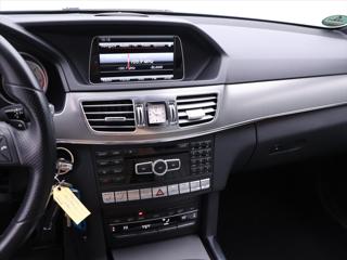 Mercedes-Benz Třídy E 3,0 350 BlueTEC 185kW Avantgarde kombi - Foto 25