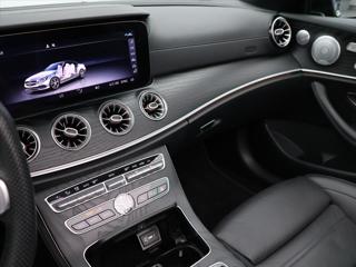 Mercedes-Benz Třídy E 3,0 53 320kW AMG 4Matic+ DPH kabriolet - Foto 37