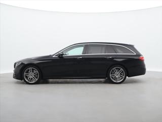 Mercedes-Benz Třídy E 3,0 450 270 kW 4Matic AMG CZ kombi - Foto 4