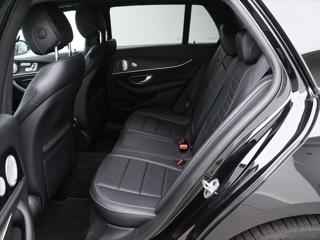 Mercedes-Benz Třídy E 3,0 450 270 kW 4Matic AMG CZ kombi - Foto 15