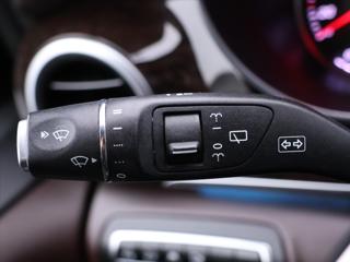 Mercedes-Benz Třídy V 2,1 220D 120kW Avantgarde CZ DPH kombi - Foto 25