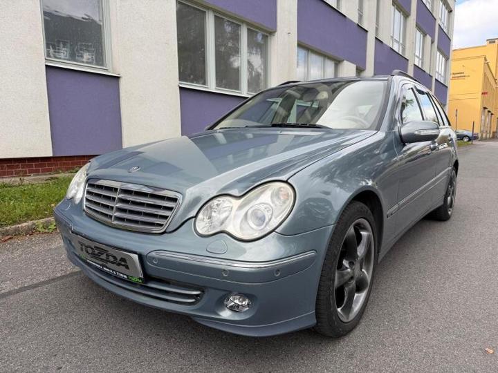 Vůz s VIN WDB2032201F738220