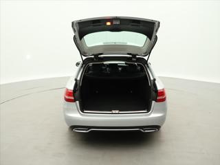 Mercedes-Benz Třídy C 2.1 220d 125kW Aut. Avantgarde kombi - Foto 9