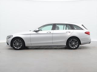 Mercedes-Benz Třídy C 2.1 220d 125kW Aut. Avantgarde kombi - Foto 4