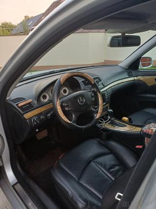 Mercedes-Benz Třídy E 2,2 220 CDI, automat, 2007 kombi - Foto 6