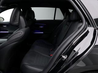 Mercedes-Benz Třídy C 2.0 220d 147kW AMG-Line kombi - Foto 15