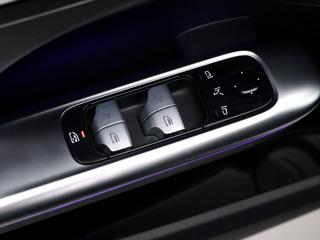 Mercedes-Benz Třídy C 2.0 220d 147kW AMG-Line kombi - Foto 16