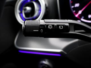Mercedes-Benz Třídy C 2.0 220d 147kW AMG-Line kombi - Foto 18