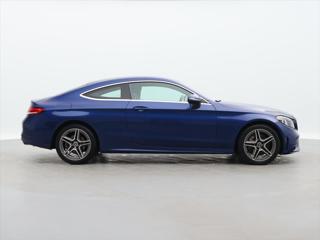 Mercedes-Benz Třídy C 3,0 400 245kW 4Matic AMG kupé - Foto 8