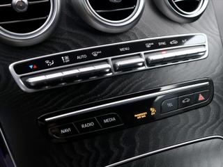 Mercedes-Benz Třídy C 3,0 400 245kW 4Matic AMG kupé - Foto 28
