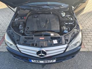 Mercedes-Benz Třídy C 2,2 200 CDI AVANTGARDE | Automat | kombi - Foto 7