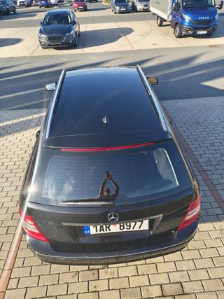 Mercedes-Benz Třídy C 2,2 200 CDI AVANTGARDE | Automat | kombi - Foto 11