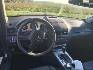 Mercedes-Benz Třídy C 2,2 200 CDI AVANTGARDE | Automat | kombi - Foto 16