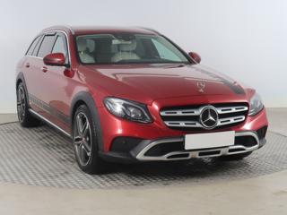 Mercedes-Benz Třídy E E 220 d 4MATIC 143kW kombi