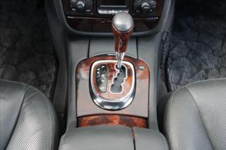 Mercedes-Benz Třídy S S 600 Long V12 / Lorinser limuzína - Foto 24