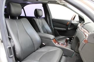 Mercedes-Benz Třídy S S 600 Long V12 / Lorinser limuzína - Foto 26