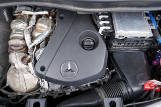 Mercedes-Benz Třídy V V300dL AMG/Burm/ČR/240 PS/6míst MPV - Foto 10