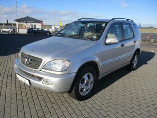 Mercedes-Benz Třídy M ML270CDi 120kw manual bez kor SUV