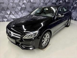 Mercedes-Benz Třídy C C 180 AVANTGARDE, LED, NAVIGAC sedan benzin