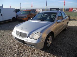 Mercedes-Benz Třídy C 2,0 i C 180 sedan