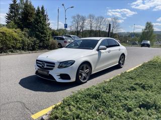 Mercedes-Benz Třídy E E 220 d 4MATIC AMG sedan