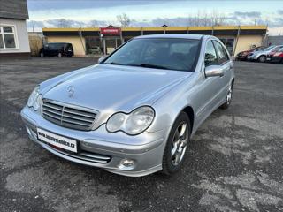 Mercedes-Benz Třídy C 2,2 200 CDI-MANUAL-BEZ KOROZE sedan