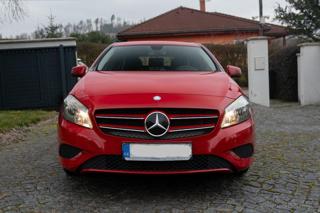 Mercedes-Benz Třídy A 1,6   benzín, automat sedan