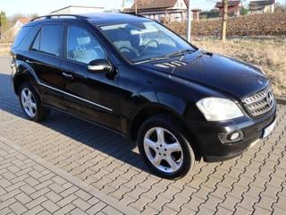 Mercedes-Benz Třídy M 2006, 270 kW SUV