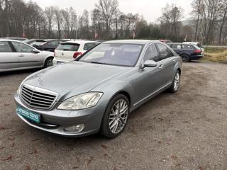 Mercedes-Benz Třídy S S 550 sedan