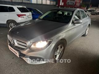 Mercedes-Benz Třídy C 1.6 sedan