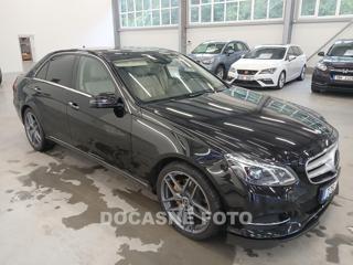 Mercedes-Benz Třídy E 3.0CDi, Serv.kniha sedan