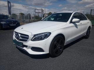 Mercedes-Benz Třídy C 220d 4MATIC, AVANTGARDE,ČR, SERVISKA sedan