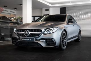 Mercedes-Benz Třídy E RENNTECH sedan