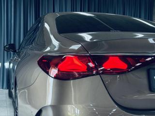 Mercedes-Benz Třídy E 220d*AMG*4M*AIR*NAT.NAP*PANO sedan - Foto 9