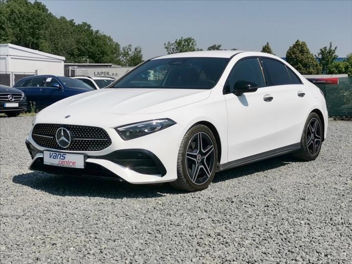 Vůz s VIN W1K3G8EB7PJ407065