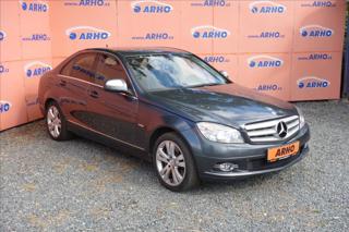 Mercedes-Benz Třídy C 320CDi 165KW, AVANTGARDE. sedan