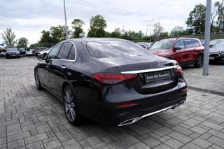 Mercedes-Benz Třídy E E 200 4Matic AMG/LED/360/ČR sedan - Foto 14